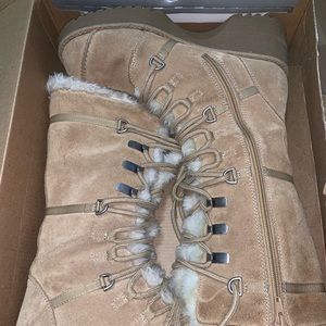 Lace up tan color faux fur boots